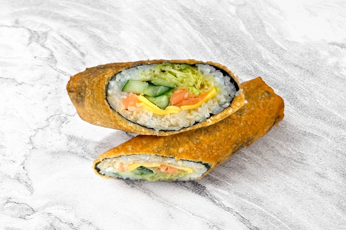 Фото Стрит ролл с лососем